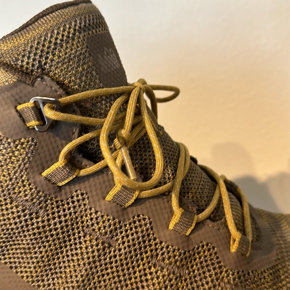 REI hiking boots - Picture 14 of 15